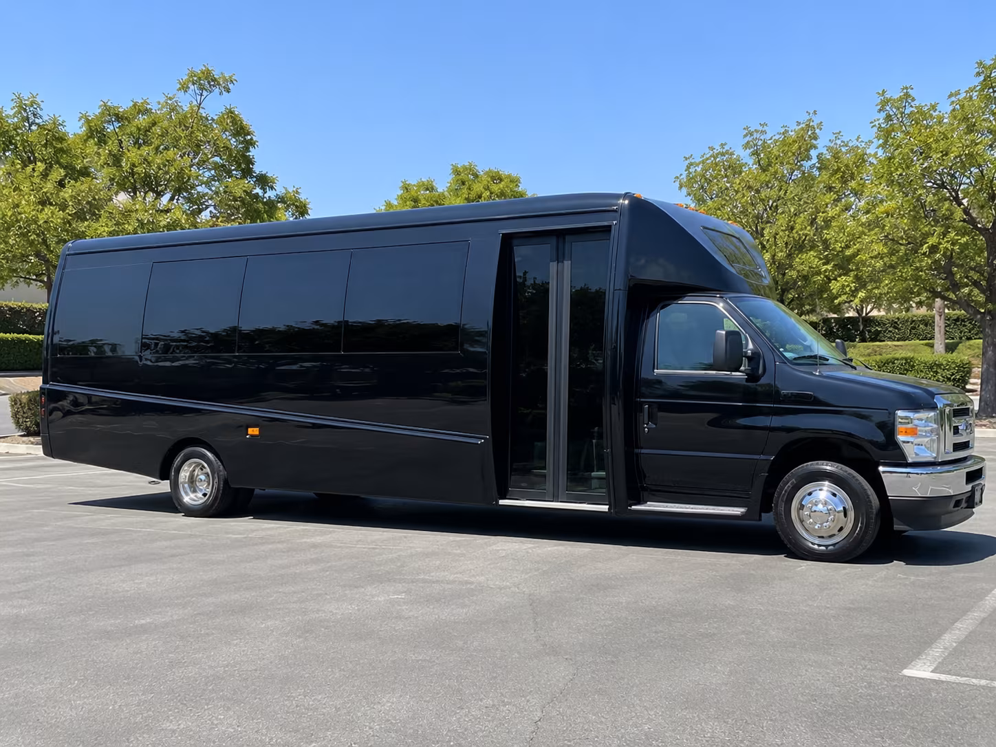 charter buses for wvu campus and university field trips in morgantown