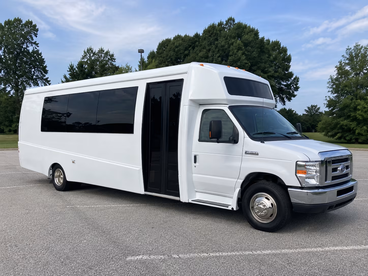 morgantown 18 passenger party bus