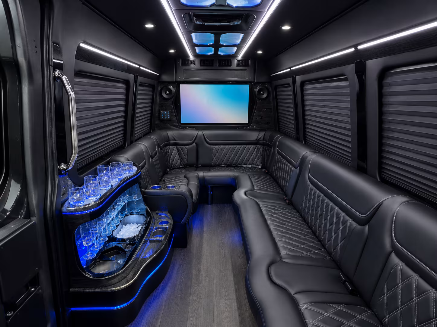morgantown 25 passenger party bus
